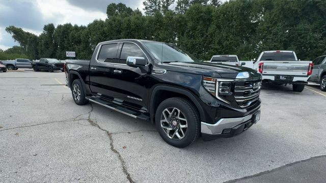 GMC Sierra 1500 Vehicle Full-screen Gallery Image 02