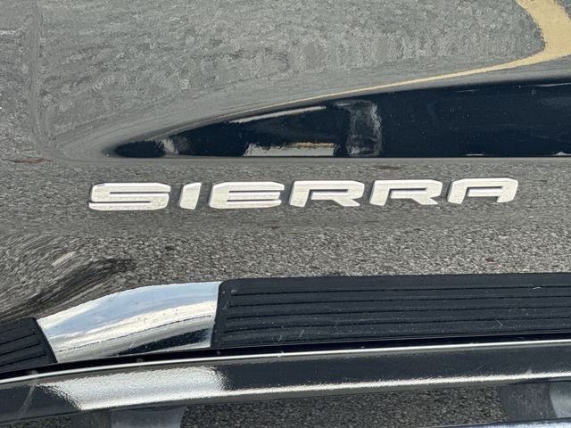 GMC Sierra 1500 Vehicle Full-screen Gallery Image 36