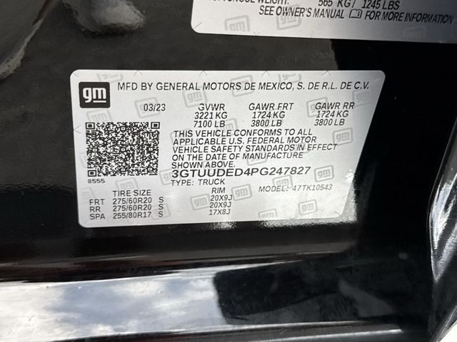GMC Sierra 1500 Vehicle Full-screen Gallery Image 38