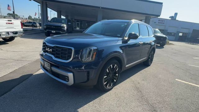 Kia Telluride Vehicle Full-screen Gallery Image 05