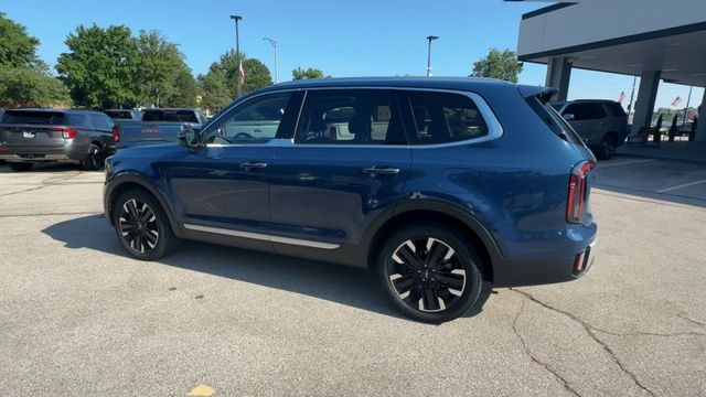 Kia Telluride Vehicle Full-screen Gallery Image 07