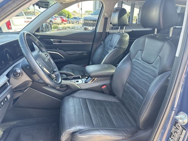 Kia Telluride Vehicle Full-screen Gallery Image 24