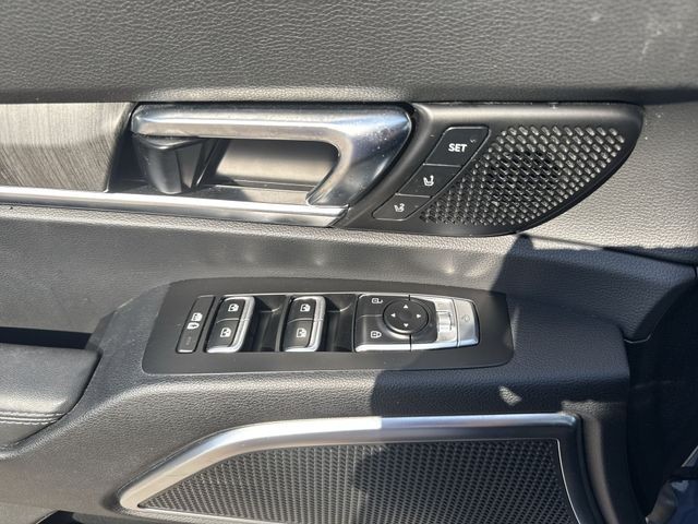 Kia Telluride Vehicle Full-screen Gallery Image 27