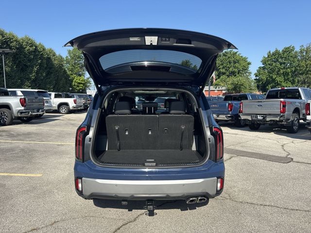 Kia Telluride Vehicle Full-screen Gallery Image 30