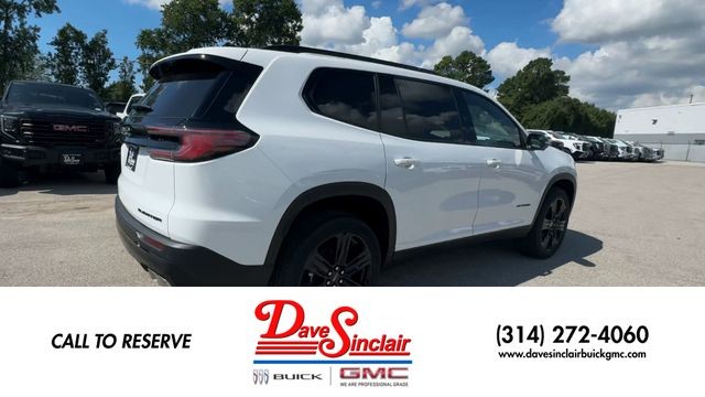 GMC Acadia Vehicle Full-screen Gallery Image 08