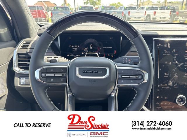 GMC Acadia Vehicle Full-screen Gallery Image 14