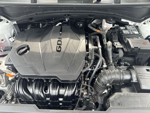 Kia Sportage Vehicle Full-screen Gallery Image 35