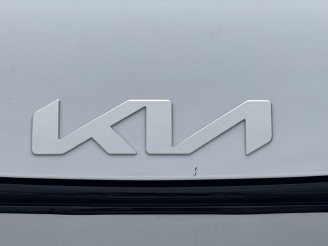 Kia Sportage Vehicle Full-screen Gallery Image 36