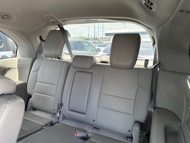 Honda Odyssey Vehicle Full-screen Gallery Image 07