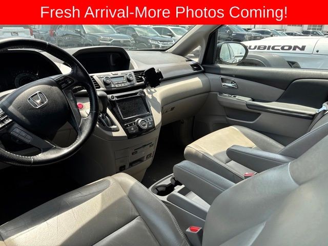 Honda Odyssey Vehicle Full-screen Gallery Image 09