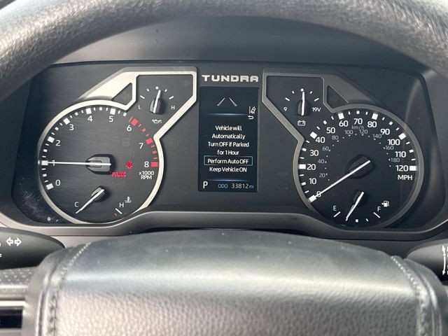 Toyota Tundra 4WD Vehicle Full-screen Gallery Image 15