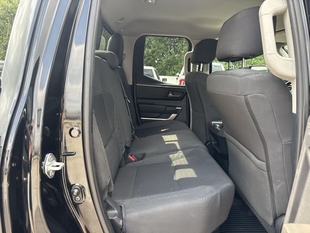 Toyota Tundra 4WD Vehicle Full-screen Gallery Image 28