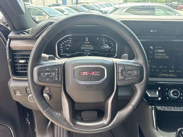 GMC Sierra 1500 Vehicle Full-screen Gallery Image 14