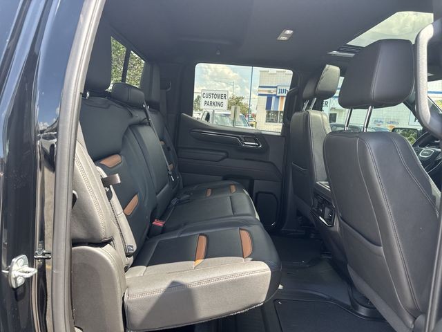 GMC Sierra 1500 Vehicle Full-screen Gallery Image 32