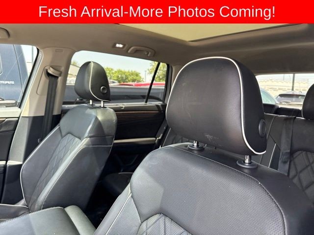 Volkswagen Atlas Vehicle Full-screen Gallery Image 17
