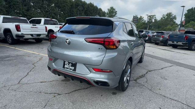 Buick Encore GX Vehicle Full-screen Gallery Image 08