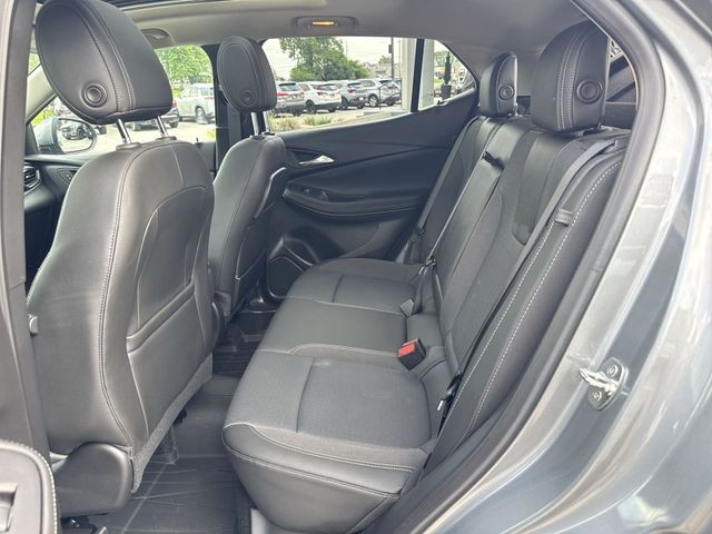 Buick Encore GX Vehicle Full-screen Gallery Image 23
