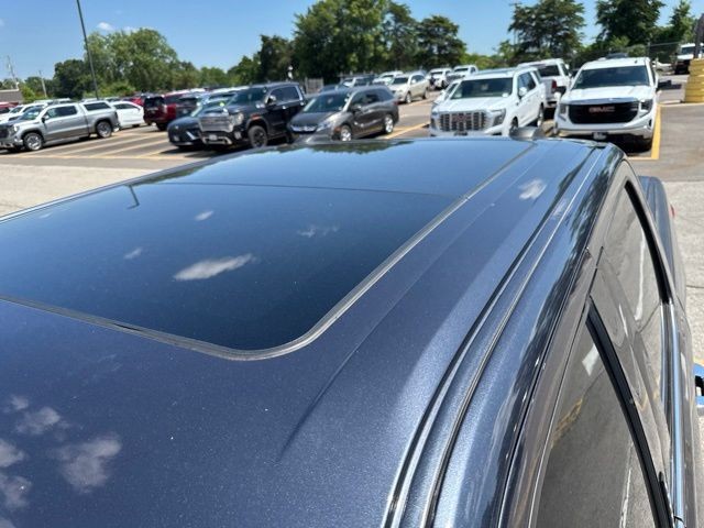Ford F-150 Vehicle Full-screen Gallery Image 14
