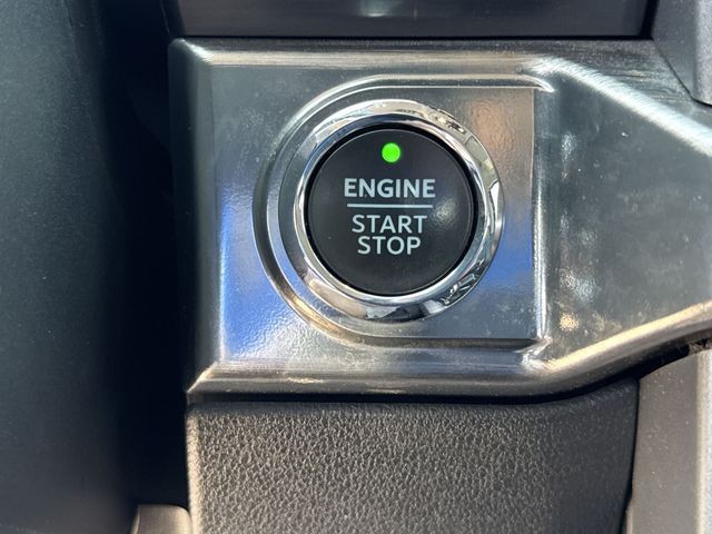 Ford F-150 Vehicle Full-screen Gallery Image 21