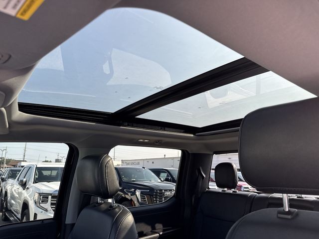 Ford F-150 Vehicle Full-screen Gallery Image 23
