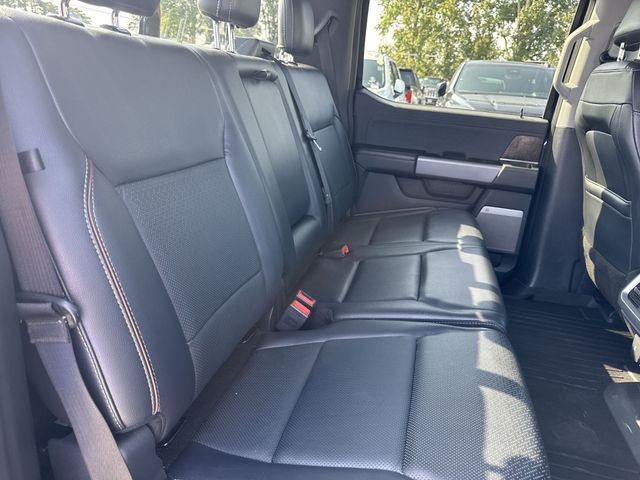 Ford F-150 Vehicle Full-screen Gallery Image 32