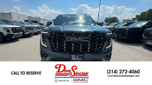 GMC Yukon Vehicle Full-screen Gallery Image 03