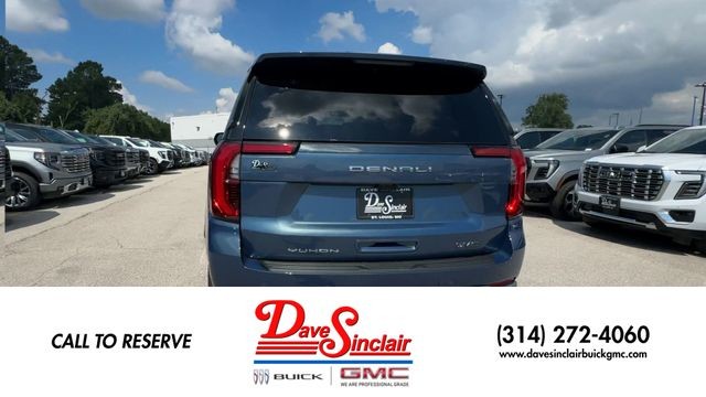 GMC Yukon Vehicle Full-screen Gallery Image 07