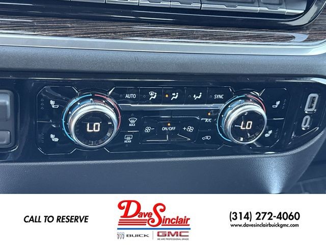 GMC Sierra 1500 Vehicle Full-screen Gallery Image 19