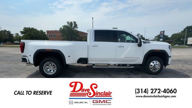 GMC Sierra 3500HD Vehicle Full-screen Gallery Image 09
