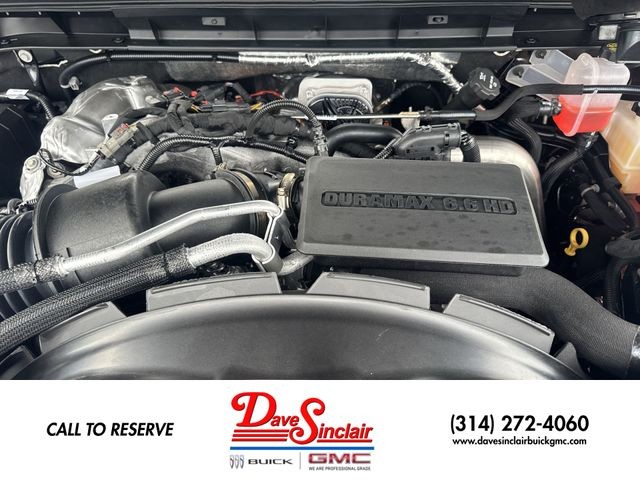 GMC Sierra 2500HD Vehicle Full-screen Gallery Image 24