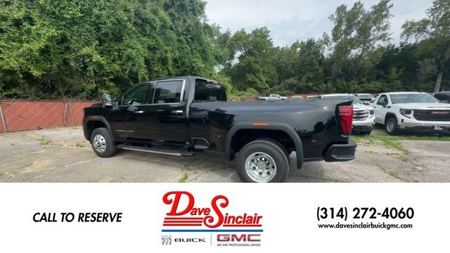GMC Sierra 3500HD Vehicle Full-screen Gallery Image 06