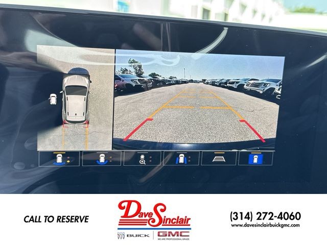 Buick Encore GX Vehicle Full-screen Gallery Image 17