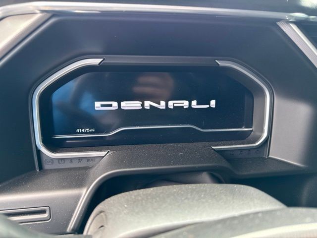 GMC Sierra 1500 Vehicle Full-screen Gallery Image 18