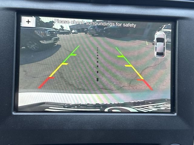 Ford Fusion Vehicle Full-screen Gallery Image 18