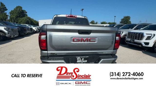 GMC Canyon Vehicle Full-screen Gallery Image 07