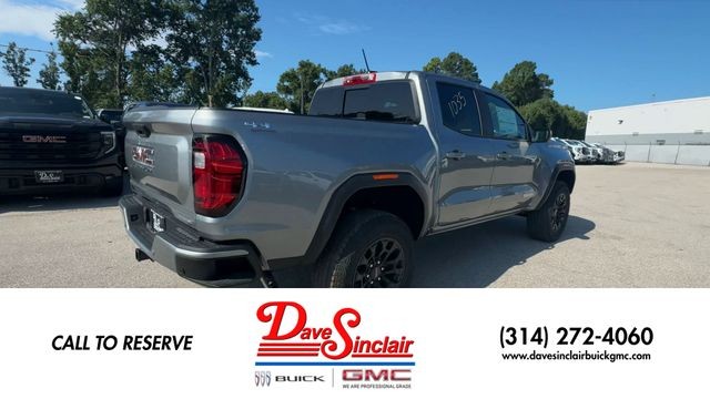 GMC Canyon Vehicle Full-screen Gallery Image 08