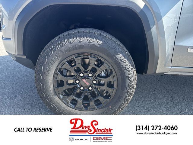 GMC Canyon Vehicle Full-screen Gallery Image 10