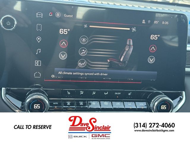GMC Canyon Vehicle Full-screen Gallery Image 19