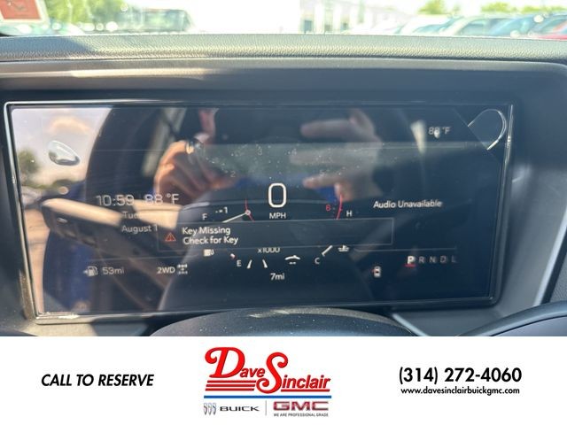 GMC Terrain Vehicle Full-screen Gallery Image 15