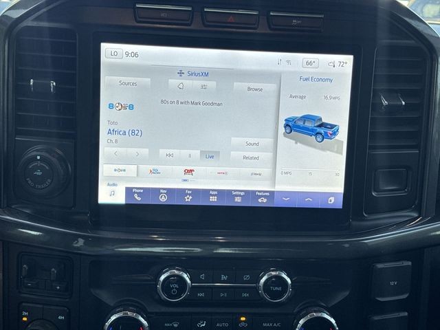 Ford F-150 Vehicle Full-screen Gallery Image 17