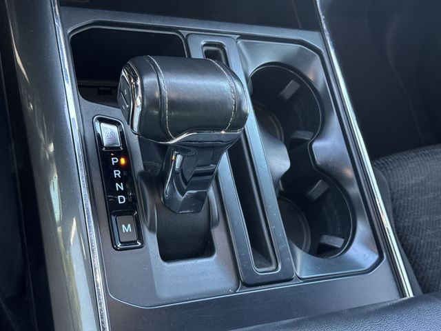 Ford F-150 Vehicle Full-screen Gallery Image 20