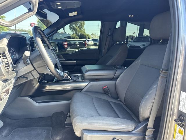 Ford F-150 Vehicle Full-screen Gallery Image 23