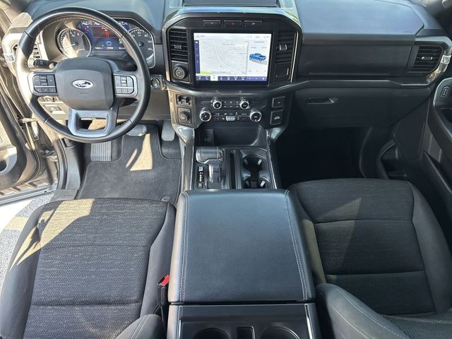 Ford F-150 Vehicle Full-screen Gallery Image 24