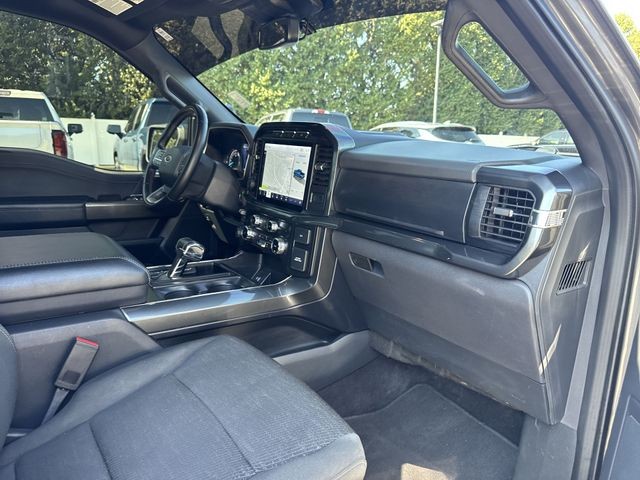 Ford F-150 Vehicle Full-screen Gallery Image 32