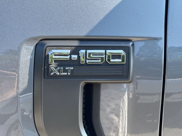 Ford F-150 Vehicle Full-screen Gallery Image 35