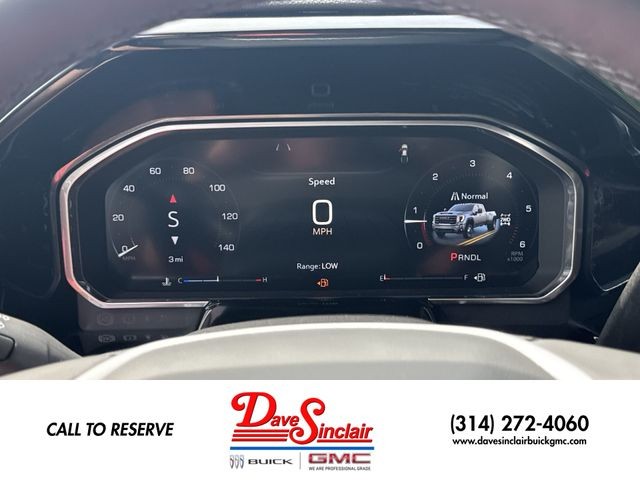GMC Sierra 3500HD Vehicle Full-screen Gallery Image 15