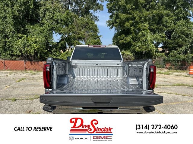 GMC Sierra 3500HD Vehicle Full-screen Gallery Image 23