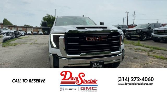 GMC Sierra 2500HD Vehicle Full-screen Gallery Image 03