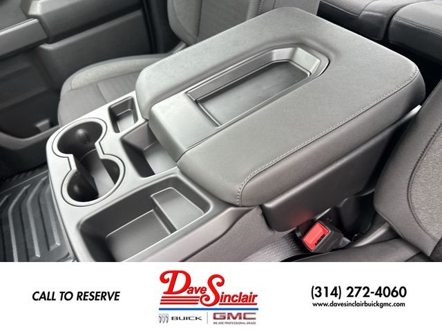 GMC Sierra 2500HD Vehicle Full-screen Gallery Image 20