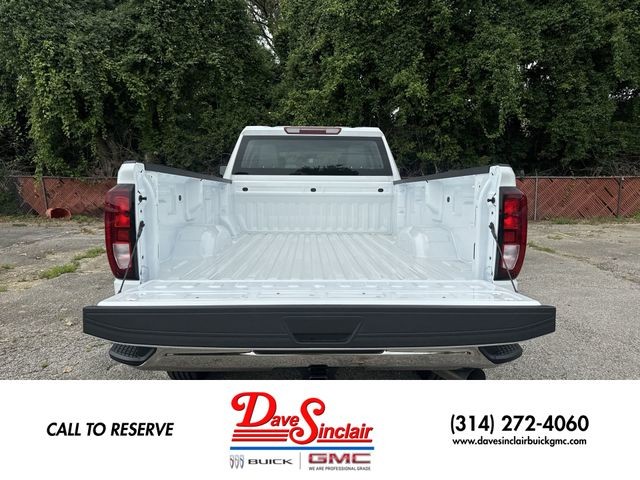 GMC Sierra 2500HD Vehicle Full-screen Gallery Image 22